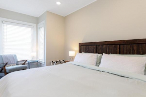 Modern Duplex Downtown AC Walkable